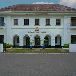The Old Court House By Abad Kochi